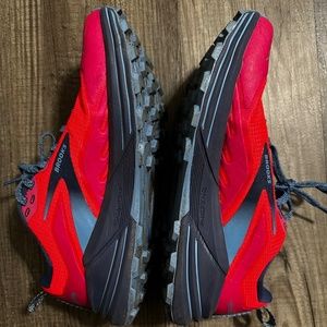 Brooks Cascadia 16